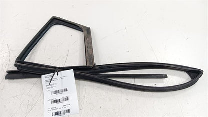 Kia Forte Door Glass Window Seal Rubber Left Rear Back 2016 2015 2014 