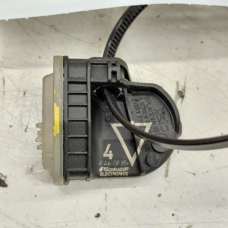 Cadillac CT6 TPMS Tire Pressure Monitor System Sensor {2014DJ3194} 201