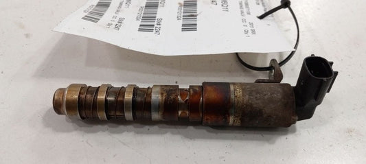 Cadillac SRX Variable Timing Gear Oil Control Valve Solenoid Cylinder Head 2011 