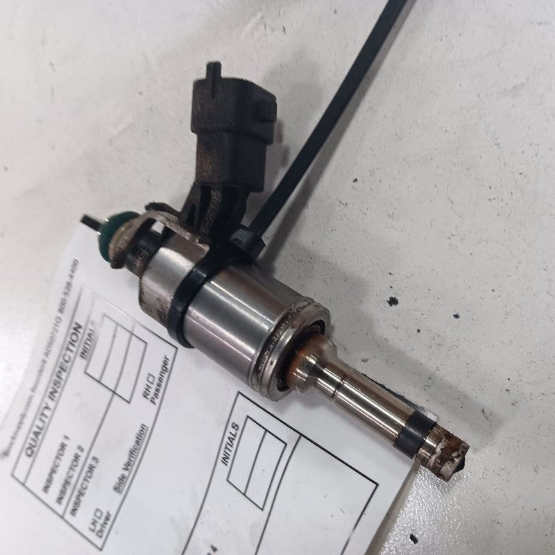 Fuel Injection Injector 2.3L Fits 15-19 lincoln MKC OEM