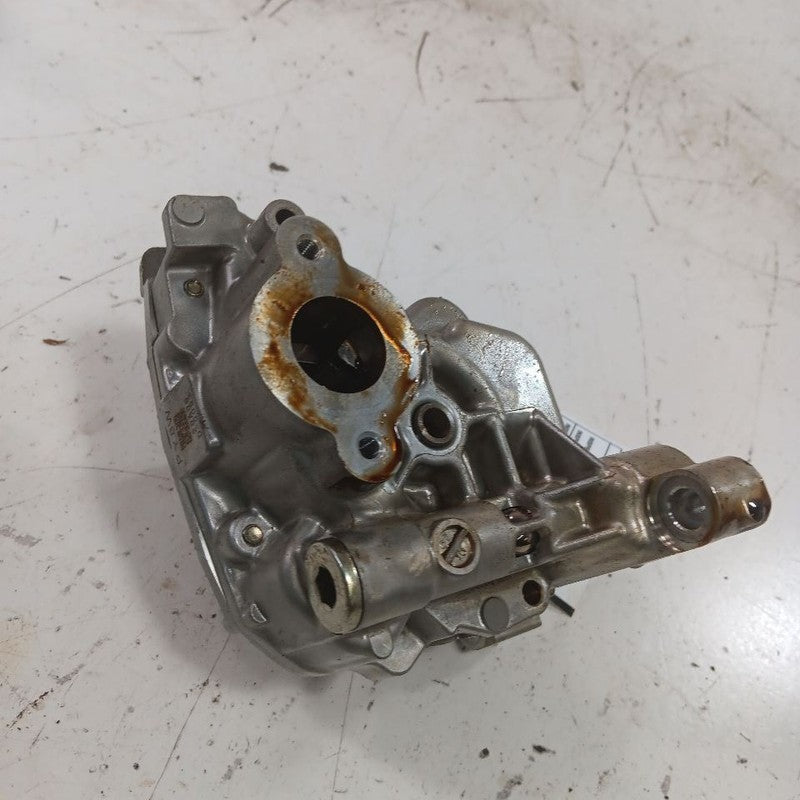 Mazda CX-5 2.5 Engine Oil Pump  2019 2020 2021 2022 OEM
