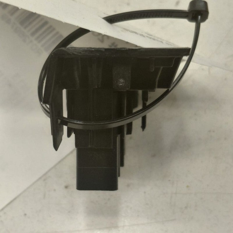 Volvo S60 USB Plug In Hub Port  2013 2014 2015