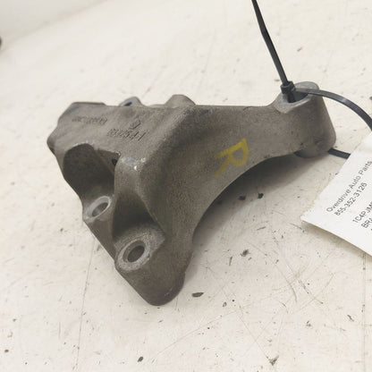 Jeep Cherokee Passenger Right Engine Mount Bracket  2019 2020 2021