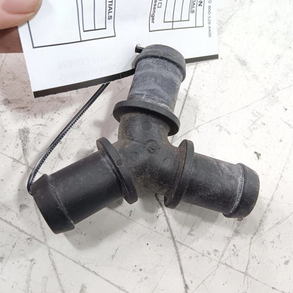 Ford Fiesta Radiator Hose Neck  2016 2017 2018 2019 OEM