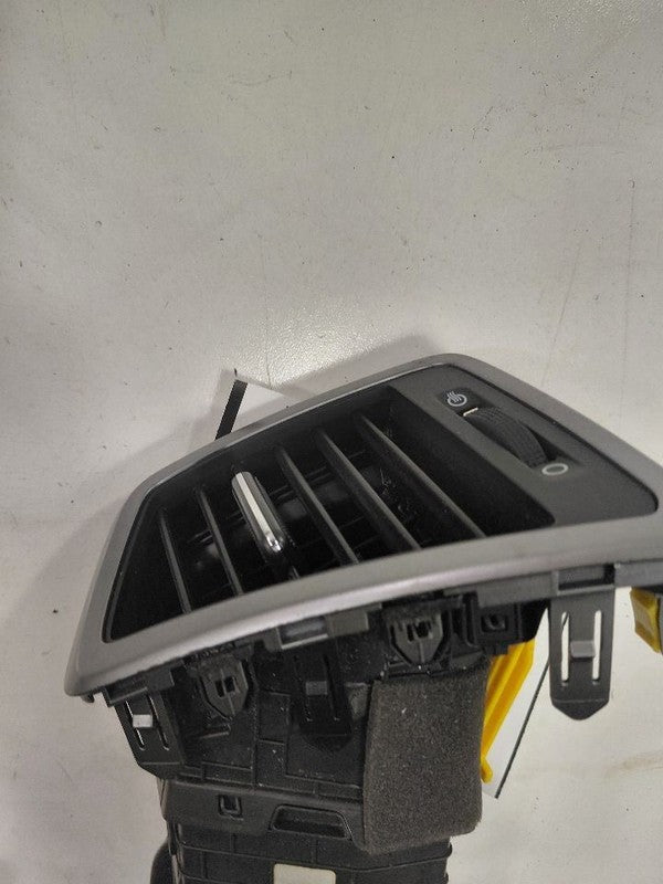 Hyundai Tucson Dash Air Vent Right Passenger  2016 2017 2018 OEM