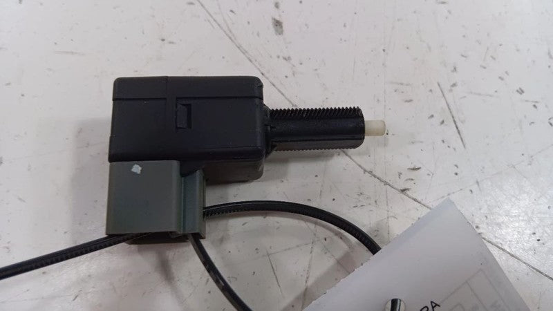 Hyundai Elantra Brake Pedal Switch  2011 2012 2013 2014 2015 2016 OEM