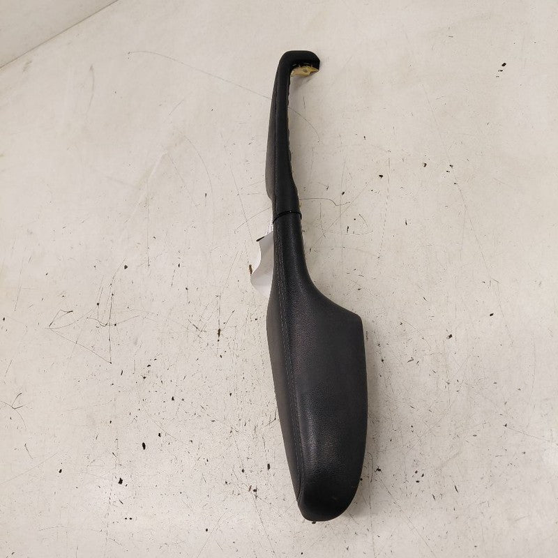 Kia Sorento Passenger Right Front Door Arm Rest  2018 2017 2016
