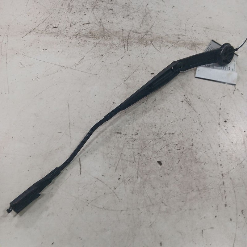 Ford Focus Windshield Wiper Arm Right Passenger  2018 2017 2016 2015 O