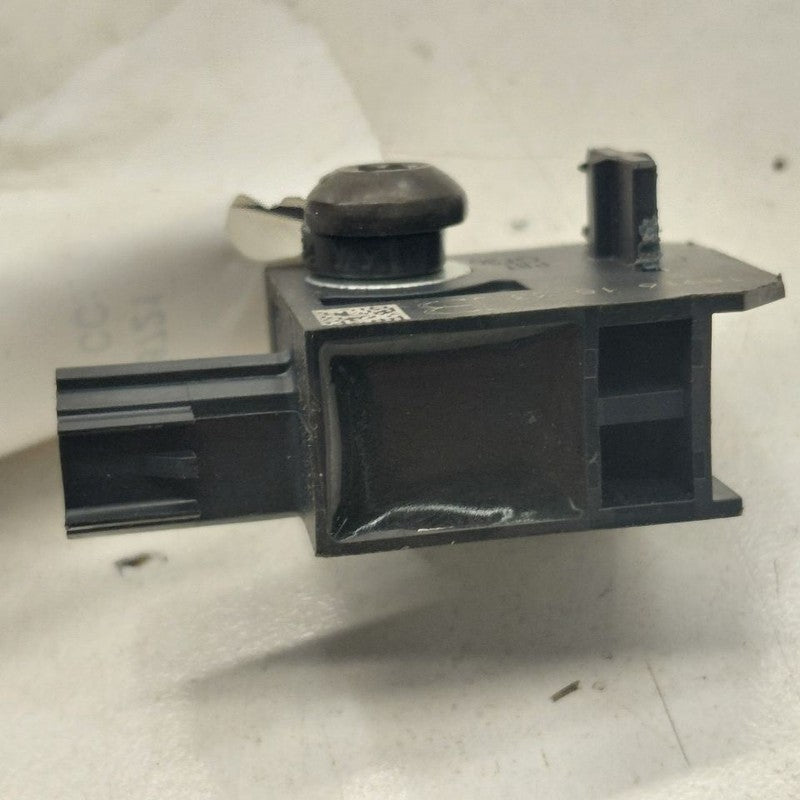 Chevy Volt Contact Sensor  2016 2017 2018 2019