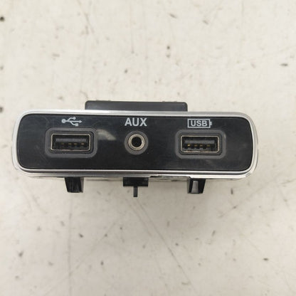 2018 Fiat 500 X Model USB Plug In Hub Port