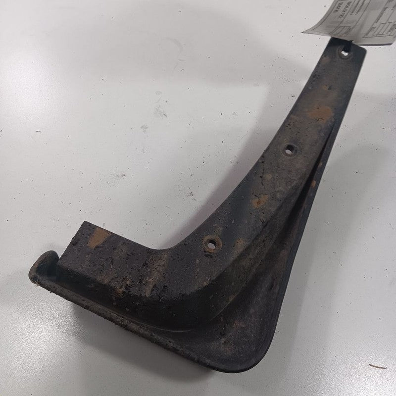 Kia Sorento Mud Flap Splash Rock Guard Left Driver Rear  2018 2017 2016