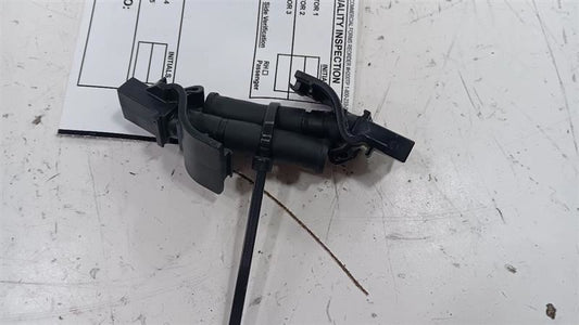 Ford Escape Windshield Wiper Washer Fluid Hood Sprayer Nozzles  2020 2