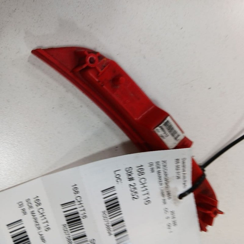 Chrysler 300 Passenger Right Rear Marker Light Lamp  2015 2016 2017 2018 2019