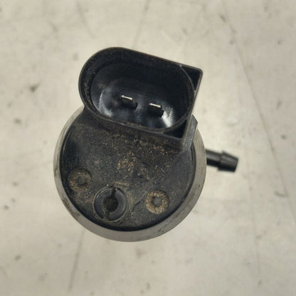 Chevy Volt Windshield Washer Wash Fluid Reservoir Motor Pump Electric 
