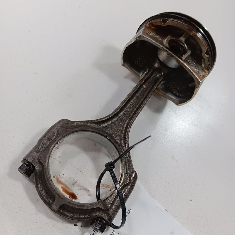 Chrysler 300 3.6 Single Piston With Connecting Rod   2015 2016 2017 20