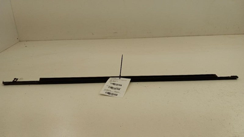 Chevy Traverse Door Glass Window Weather Strip Trim Front Left Driver 2009 2010 