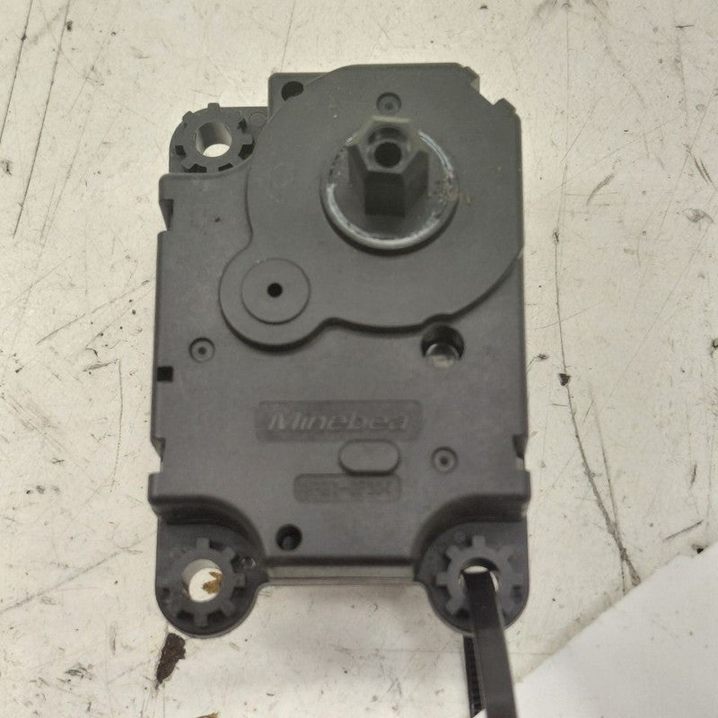 Mitsubishi Outlander   Flap Door Motor Heater AC Door Actuator  2018 2