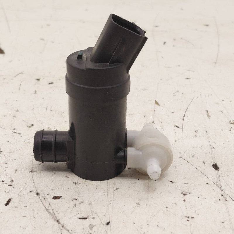Kia Sorento Windshield Washer Wash Fluid Reservoir Motor Pump Electric