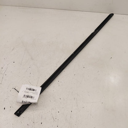 Fiat 500 X Model   Door Glass Window Weather Strip Trim Front Left Dri