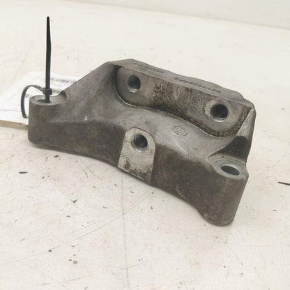 Jeep Cherokee Passenger Right Engine Mount Bracket  2019 2020 2021