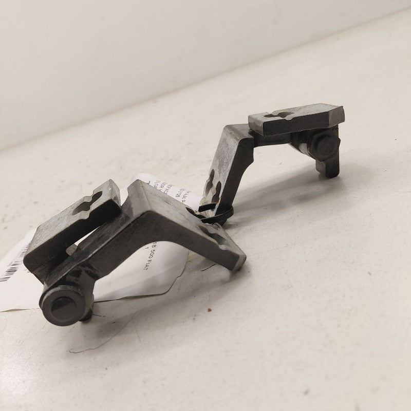 2018 Fiat 500 X Model Door Hinge Set Left Front Driver