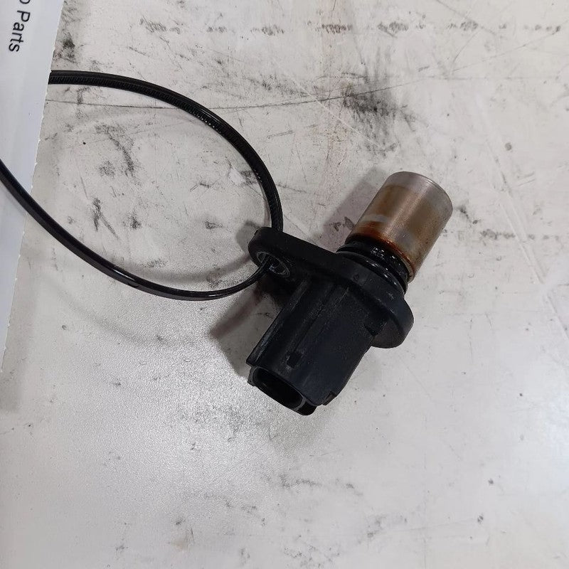 Toyota Prius C Camshaft Cam Shaft Position Sensor  2017 2016 2015 2014