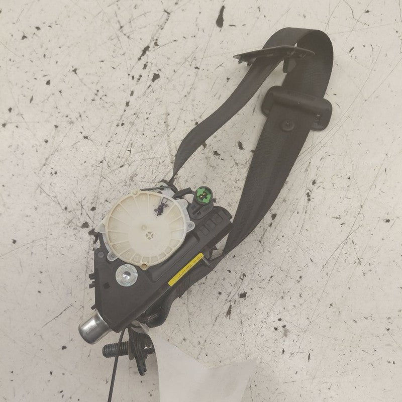 Volvo S60 Seat Belt Strap Retractor Center Middle Rear Back  2013 2014