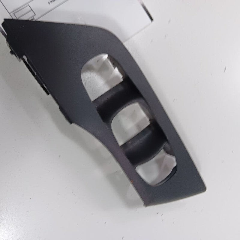Nissan Altima Window Switch Bezel Trim Left Front 2017 2016 OEM