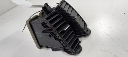 Nissan Versa Dash Air Vent Center Middle 2009 2010 2011 2012