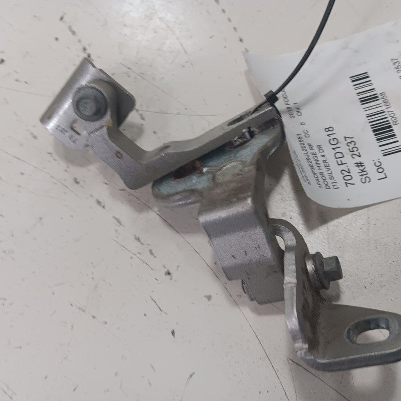 Ford Focus Door Hinge Set Right Front Passenger  2018 2017 2016 2015 O