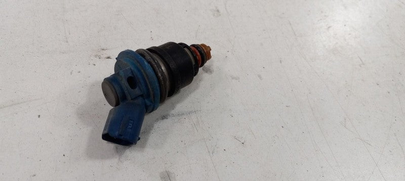 Fuel Injection Parts Fuel Injector 2.5L With Turbo Fits 05-06 Subaru L