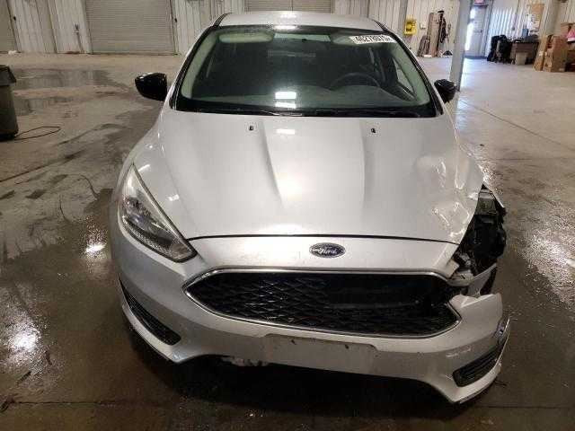 Ford Focus Right Front Weather Strip Interior  2018 2017 2016 2015