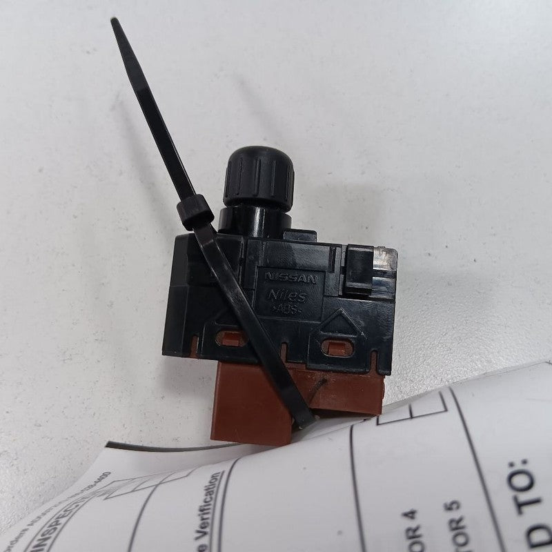 Driver's Front Door Mirror Switch Coupe Fits 09-13 INFINITI G37
