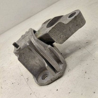 Fiat 500 X Model   Engine Motor Mount Left Driver  2.4 2016 2017