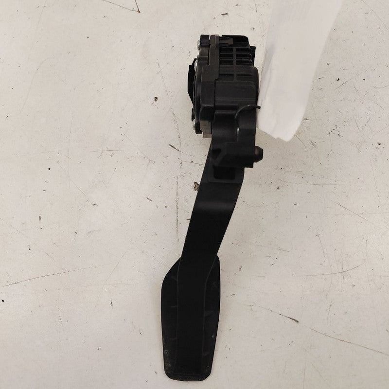 Nissan Rogue Gas Pedal  2017 2018 2019 OEM