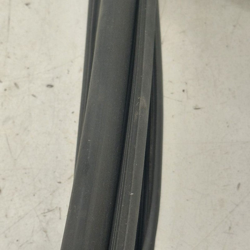 Subaru XV Crosstrek Door Glass Window Seal Rubber Right Passenger Rear