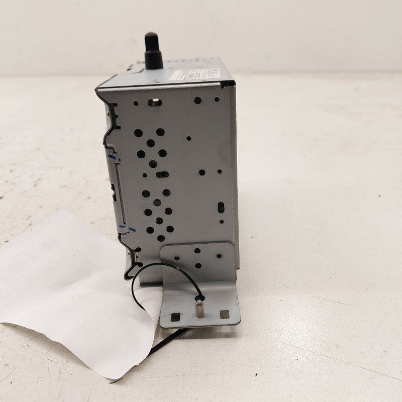 Audio Equipment Radio Receiver Am-fm-bluetooth Fits 20-21 Ford Escape