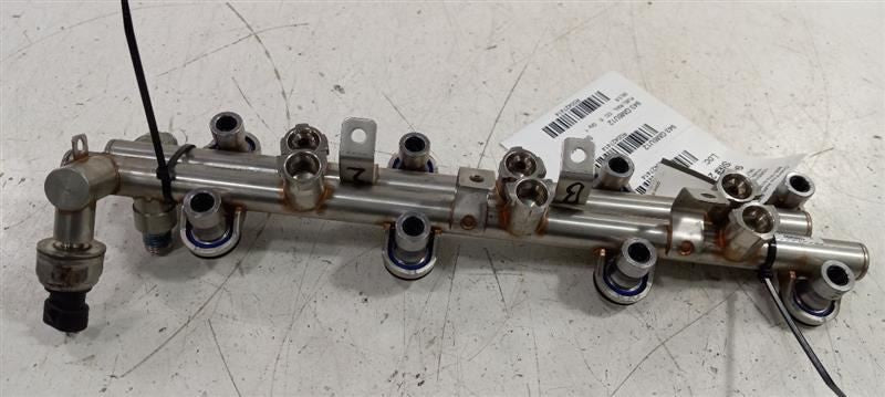 Cadillac CTS Fuel Rail Injection Injector Mount Bar 2011 2012 2013