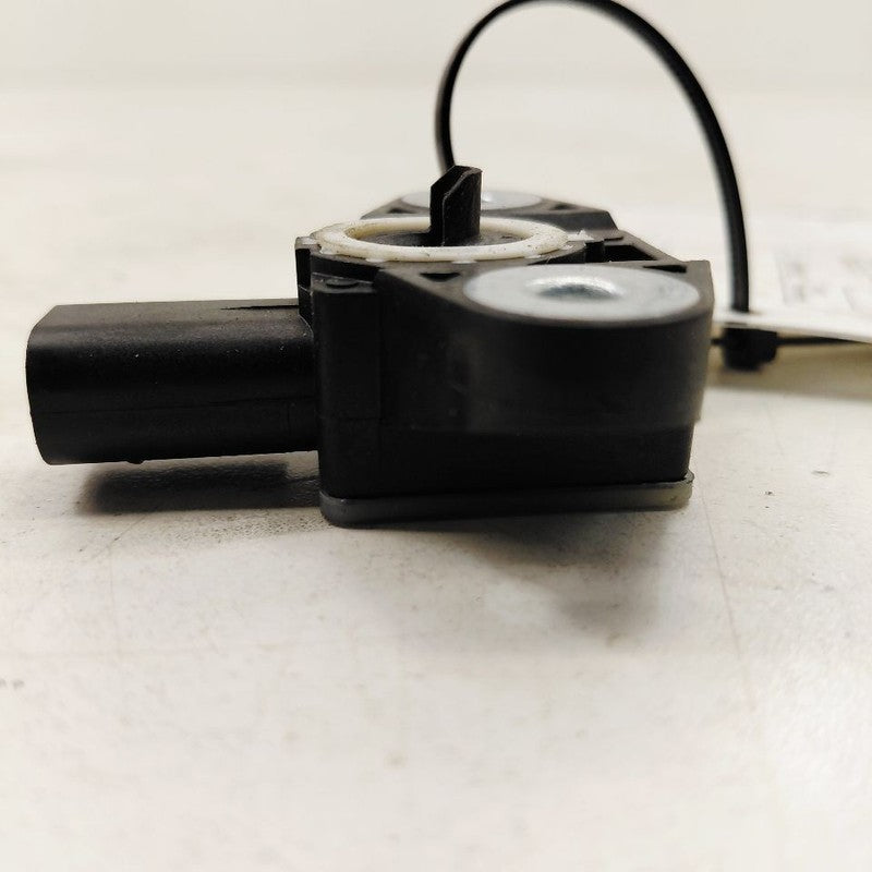 Kia Optima Contact Sensor  2018 2017 2016 OEM