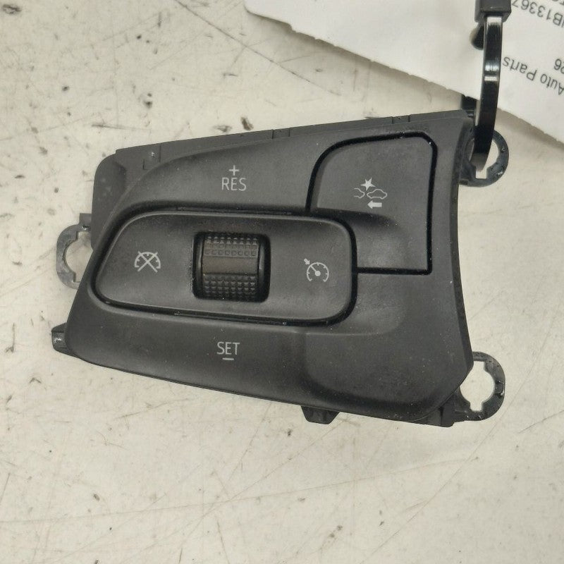 Steering Wheel Mounted Cruise Control Switch Fits 20-25 Buick Encore G