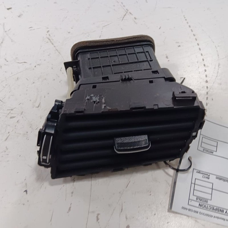 Kia Optima Dash Air Vent Right Passenger  2020 2019 2018 2017 OEM