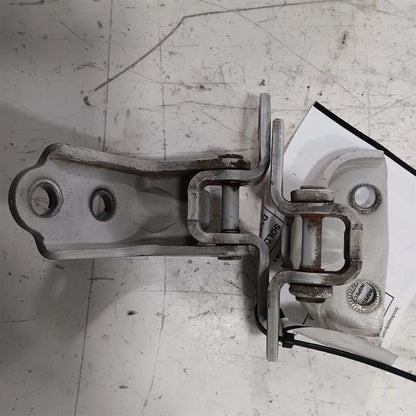 Kia Forte Door Hinge Set Right Front Passenger  2014 2015 2016
