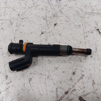 Fuel Injection Injector Fits 18-23 Nissan Kicks OEM