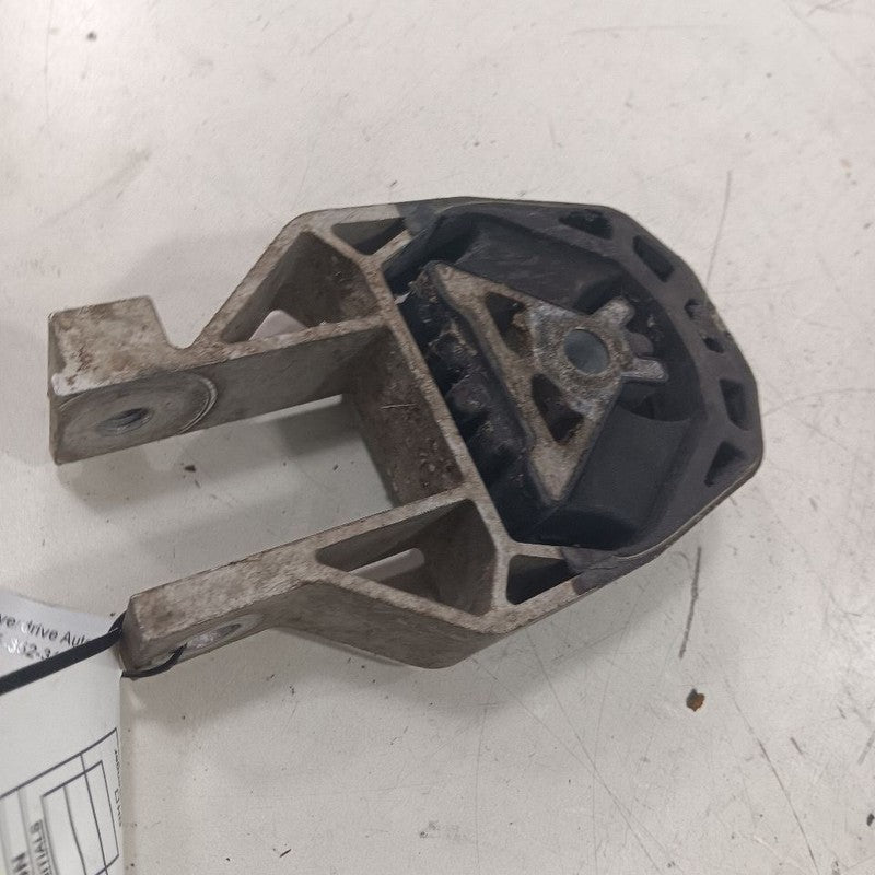 Ford Focus 2.0 Engine Motor Mount Rear Back  2018 2017 2016 2015