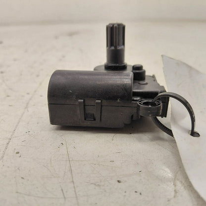 Kia Sorento Flap Door Motor Heater AC Door Actuator  2018 2017 2016