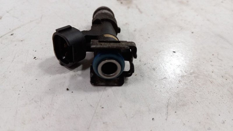 166007Y00A Fuel Injection Parts Fuel Injector Fits 04-09 QUEST