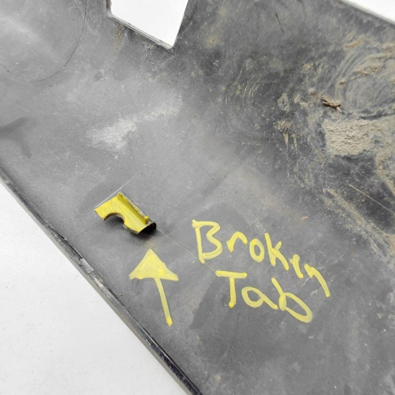 Chrysler 300 Rocker Panel Trim Cover Molding Skirt Right Passenger Sid