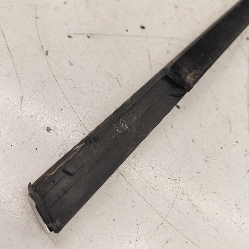 Volvo S60 Door Glass Window Weather Strip Trim Front Right Passenger  