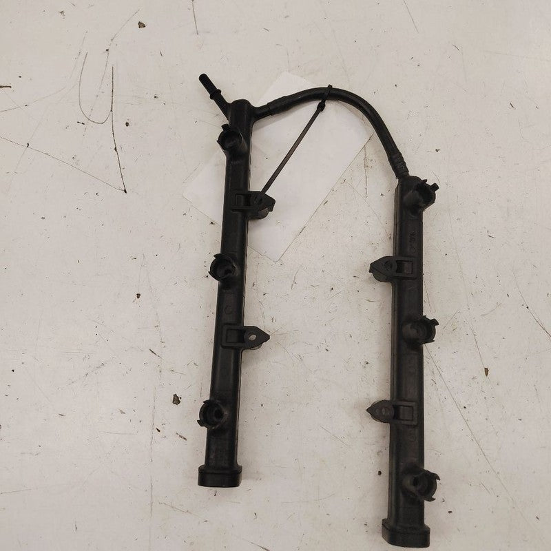 Chrysler 300 Fuel Rail Injection Injector Mount Bar  3.6 2017 2018 201