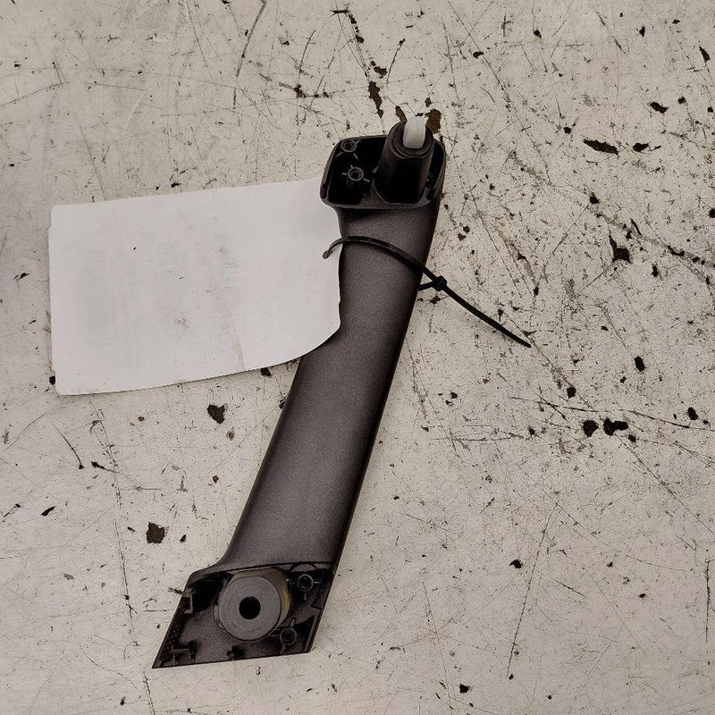 Kia Sportage Passenger Right Front Door Pull Handle 2020 2021 2022